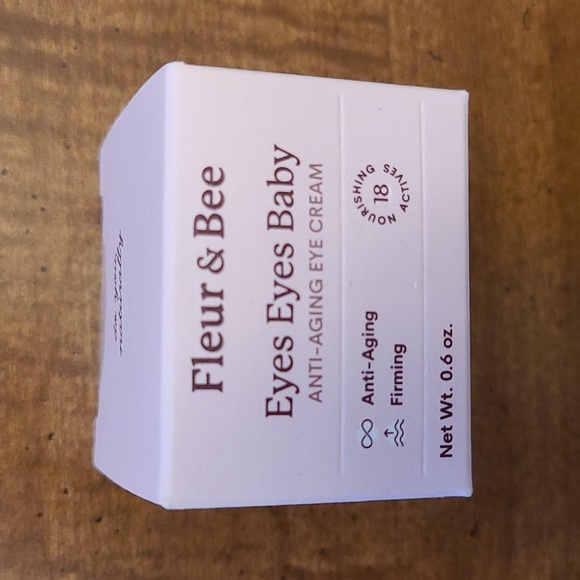 FLEUR & BEE Eyes Eyes Baby Anti-Aging Eye Cream - Picture 2 of 2